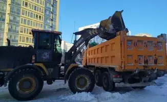 Астана: Снежный фронт под контролем — 1800 единиц спецтехники на борьбе с зимней стихией