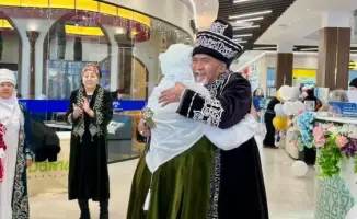 Праздничное мероприятие Көрісу күні в торговом центре Damu Mall