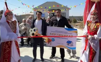 Социальная инициатива молодежи Туркестана: помощь матери-одиночке в приобретении жилья