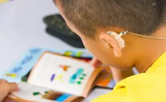 Сотни детей в Казахстане восстанавливают слух и речь после кохлеарной имплантации благодаря реабилитационным курсам