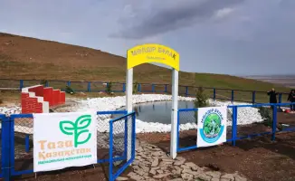 Экоакция «Мөлдір бұлақ»: родники очищают жители Жамбылской области