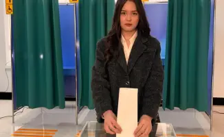 Участие молодежи в референдуме: первый голос 18-летней жительницы Конаева