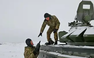 Танковые экипажи стреляли по целям на учебном полигоне Усть-Каменогорска