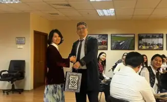 В Министерстве транспорта прошла викторина, способствующая укреплению корпоративного духа и популяризации национальных традиций