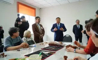 Аким области посетил обновленный центр активного долголетия в Кокшетау и отметил важность создания комфортных условий для пожилых людей