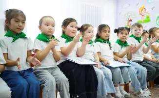 Цветы жизни: как в детском саду «Өрлеу» поддержали акцию «Таза Қазақстан»