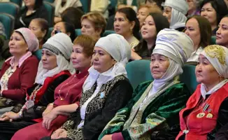 Женщин Павлодарской области наградили в канун 8 Марта