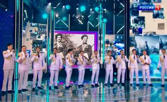 Казахстанские гвардейцы мужской хор московская сцена юбилейный концерт казачья песня