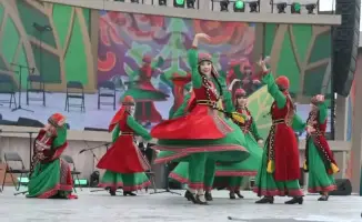 праздник традиционного искусства Шымкент Наурыз фольклорные ансамбли казахское культурное наследие