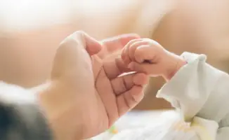 112 млрд тенге: помощь для мам и малышей!