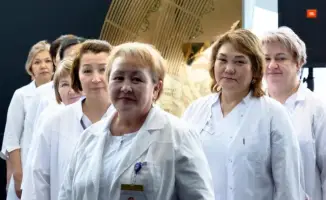 Астанинские медики поддержали новую Конституцию акцией