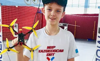 Подросток из Караганды демонстрирует успехи в дрон-рейсинге, завоевав четыре золотые медали на национальных чемпионатах