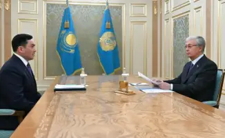 Президент Казахстана обсудил развитие топливно-энергетического комплекса с министром энергетики