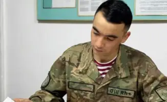 Служба в армии: пример личностного роста и развития через творчество и спорт