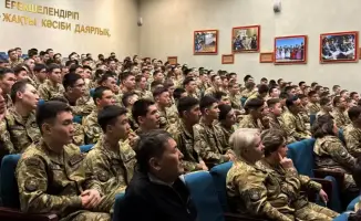 Выставка древнего вооружения в Военном колледже: укрепление связи молодежи с военной историей Казахстана