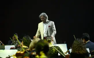 Звуки юбилея: Музыкальный вечер в честь 70-летия Али Алпысбаева в «Қазақконцерте»