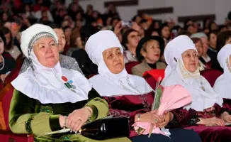 В Семее состоялось торжественное мероприятие, посвященное 8 Марта