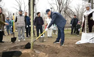 Общегородской субботник в Алматы: более 10 тыс. участников очистили город и высадили 2 010 деревьев
