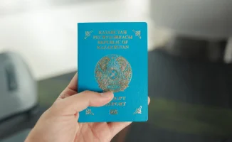 Паспорт за границей: теперь в два раза быстрее!