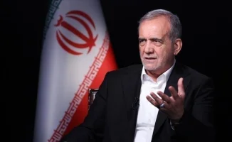 Иранский президент: Новруз без конфликтов с соседями-мусульманами