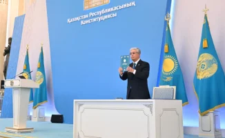 Токаев подчеркивает значимость новой Конституции для единства и развития казахстанского общества