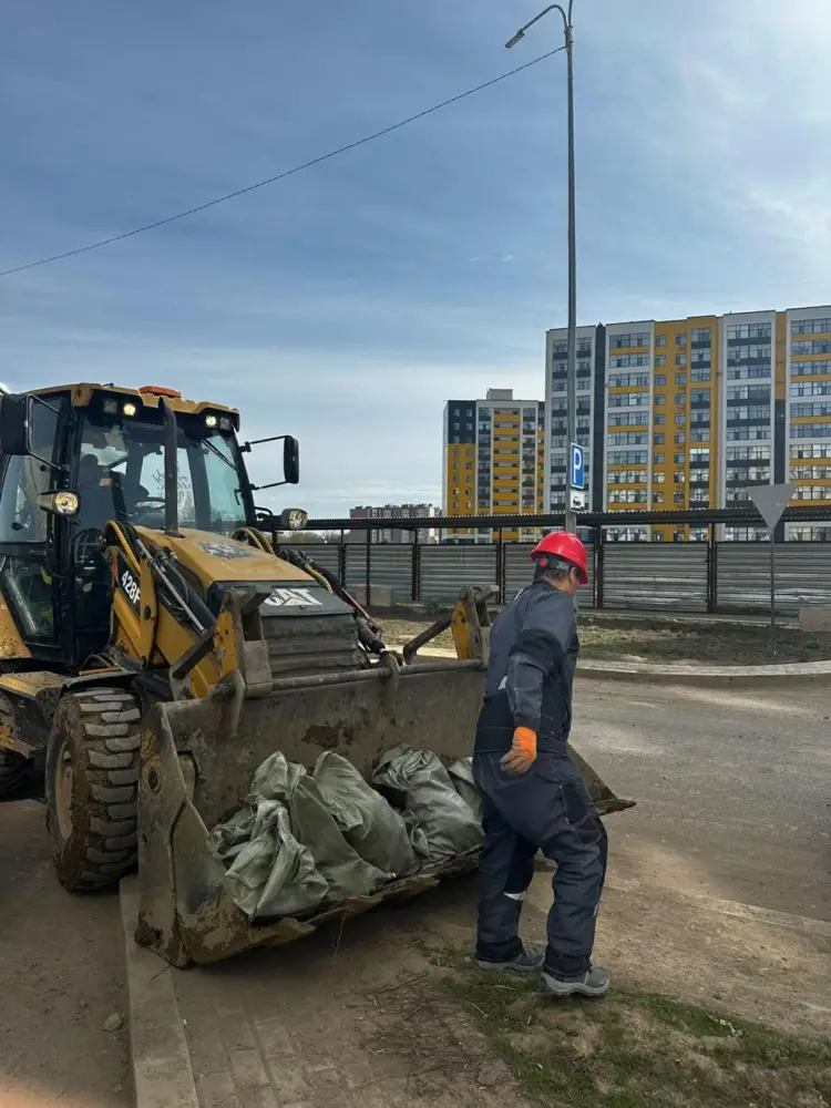 Экоакцию «Таза Қазақстан» продолжают поддерживать свыше 5 тысяч работников стройотрасли (2)