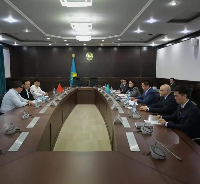 Акимат Павлодарской области и китайская компания Snow Valley Agricultural Group Co. Ltd подписали меморандум о сотрудничестве для реализации инвестиционного проекта по глубокей переработке картофеля {city2}