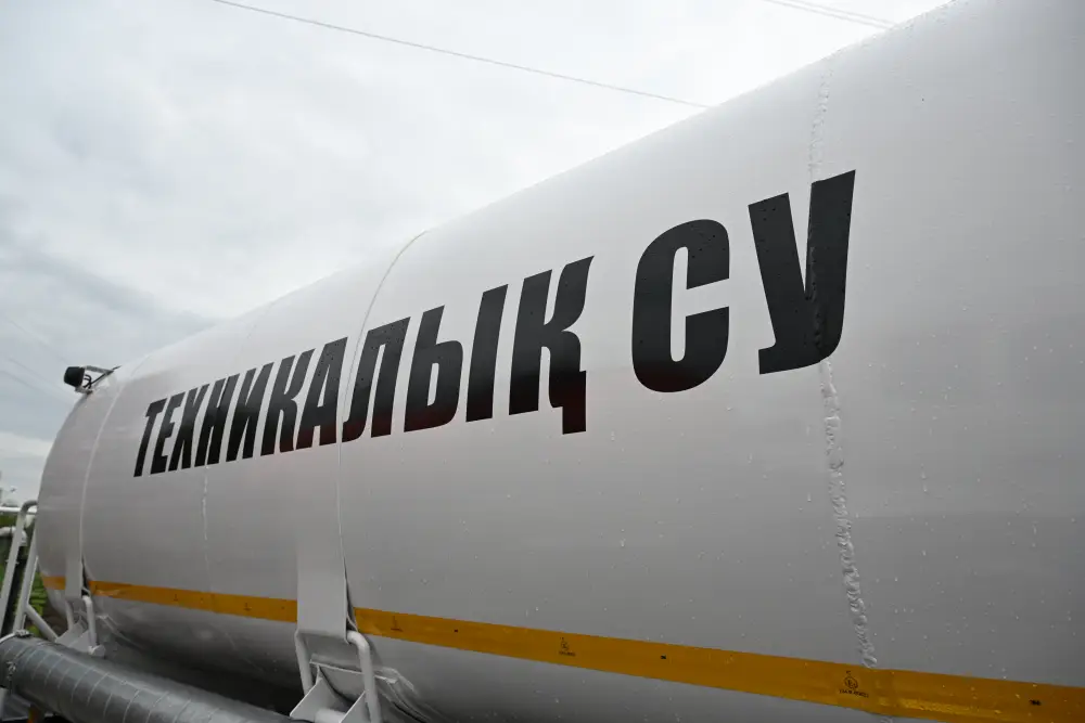 Бейбит Исабаев ознакомился с материально-технической базой нового предприятия «Балқаш Тазалық», созданного для обеспечения санитарного состояния побережья (4)