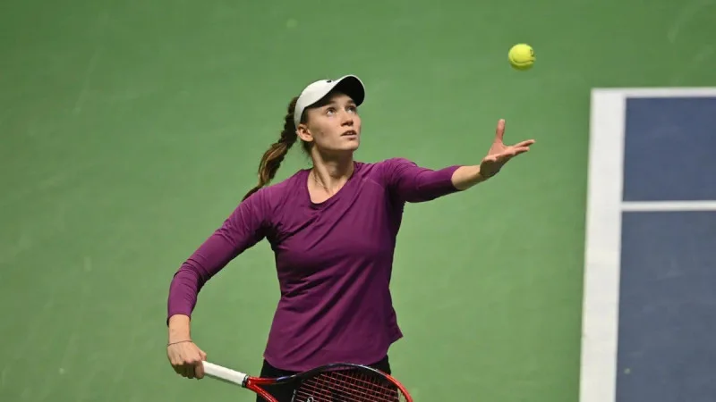 Елена Рыбакина пробилась в полуфинал турнира WTA-500 в Штутгарте, обыграв Лейлу Фернандес {city2}