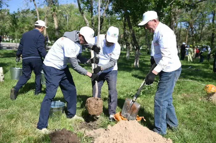 В Алматинской области в рамках акции «Таза Қазақстан» состоялся телемост с участием Президента (6)