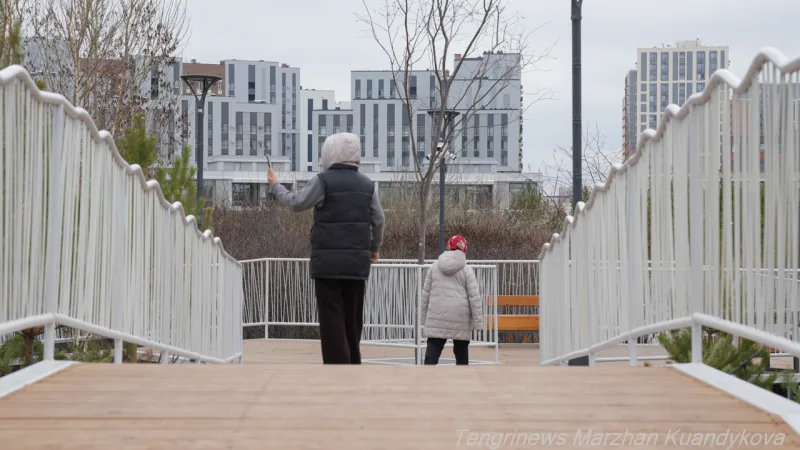 Новый парк 'Самал' в Астане: создание общественного пространства с катком, прудом и детскими площадками изменит досуг горожан и привлечет туристов {city2}