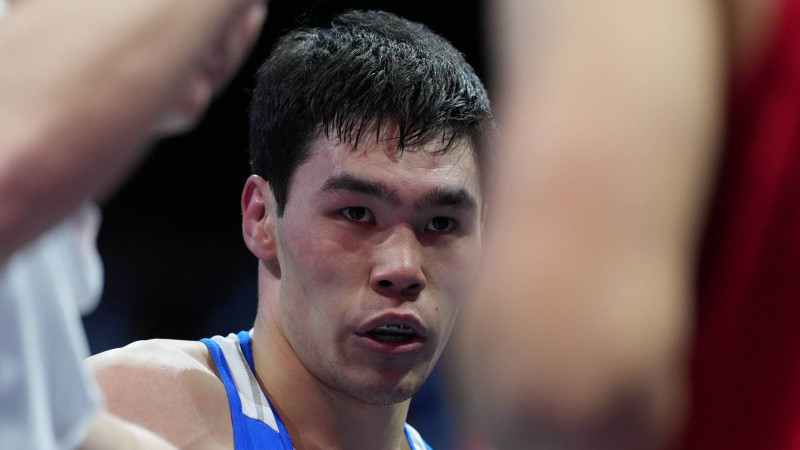 Казахстанский боксер Сабыржан Аккалыков нокаутировал соперника и обеспечил себе место в финале чемпионата Азии 2026 года, что открывает новые перспективы для развития бокса в стране. {city2}