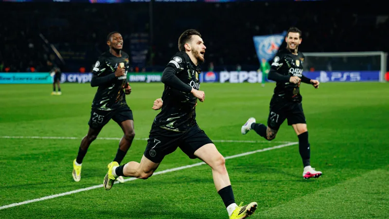 Париж: ПСЖ и Бавария устанавливают три рекорда в полуфинале Лиги чемпионов {city2}