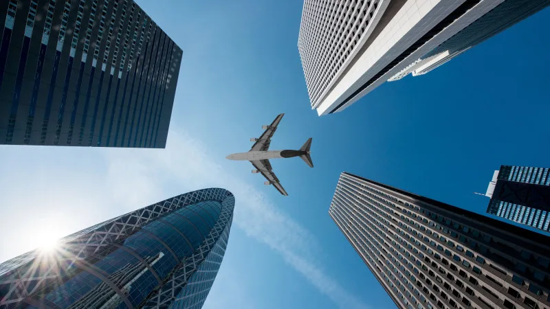 Прямые рейсы из Казахстана в Токио и Нью-Йорк ожидают запуска после поставки новых самолётов Boeing, сообщает источник в правительстве. Основные препятствия для начала полётов связаны с необходимостью обновления флота и соблюдения международных стандартов {city2}