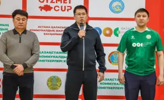 Футбольный турнир работников коммунальных служб 200 участников победители индивидуальные номинации
