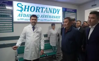 Аким Акмолинской области посетил медицинские объекты Шортандинского района
