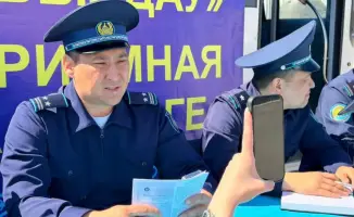 Павлодарцы активно участвуют в обсуждении безопасности на дорогах с полицией в рамках акции "Прием на дороге"