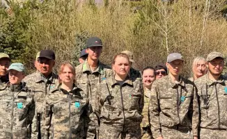 Риддер цветет: более 20 тысяч деревьев украсили город в день субботника
