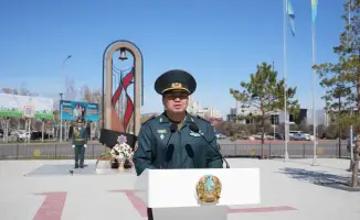 Министр по ЧС Чингис Аринов выразил соболезнования семьям погибших сотрудников на памятной церемонии в Павлодаре