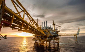 ОПЕК+ увеличивает квоты на добычу нефти: как это повлияет на мировые цены и экономику стран-импортеров?