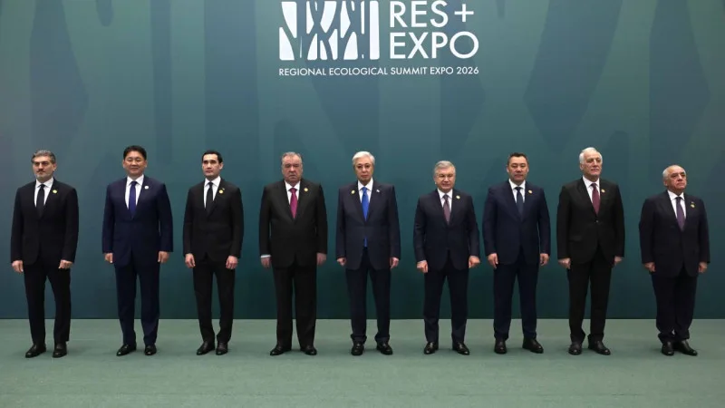 Президент Касым-Жомарт Токаев встретил высоких гостей на Региональном экологическом саммите #RES2026 в центре EXPO в Астане. {city2}
