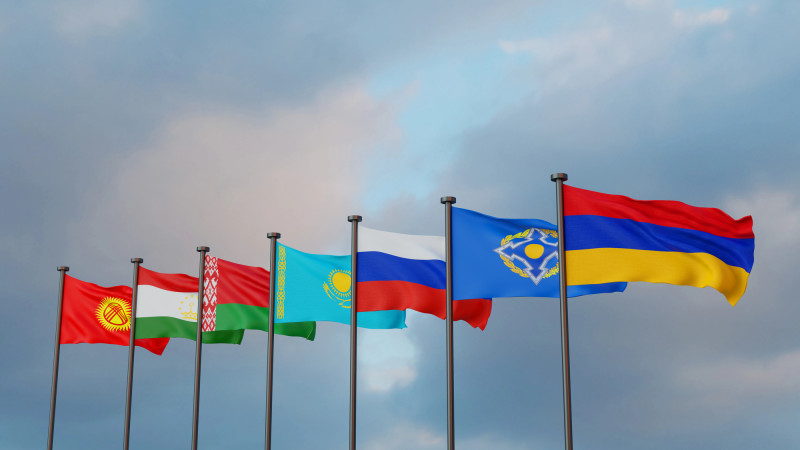 Армения может выйти из ОДКБ и ЕАЭС при определенных условиях, - Ален Симонян {city2}