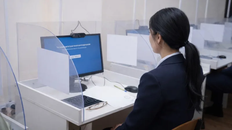 Запрет на повторную сдачу ЕНТ в Казахстане: заявление министра культуры {city2}