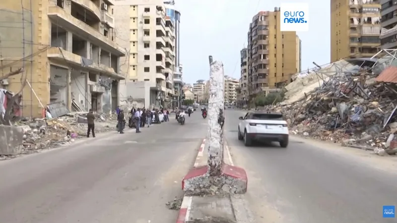 Французский миротворец убит в Ливане: заявление Макрона {city2}