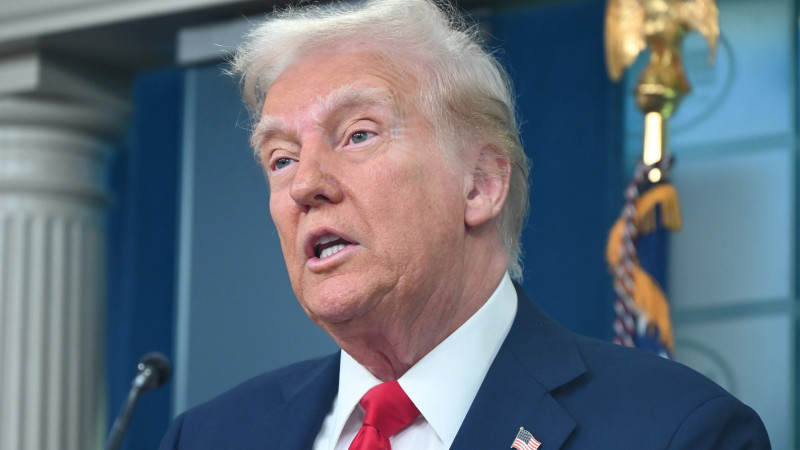 Трамп ставит Иран на край пропасти: 48 часов до открытия адских врат Ормузского пролива {city2}