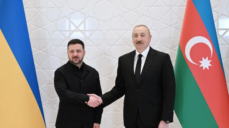 Зеленский предложил Баку для встречи с Путиным {city2}