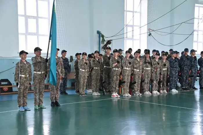 Более 1300 школьников приняли участие в акции Министерства обороны в Актюбинской области (6)