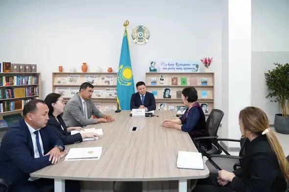 Обсуждение социальных вопросов на приеме граждан в Туркестанской области {city2}