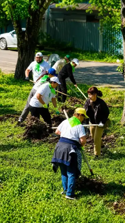 Субботник в Алматы: вклад в экологическую культуру и благоустройство города {city2}