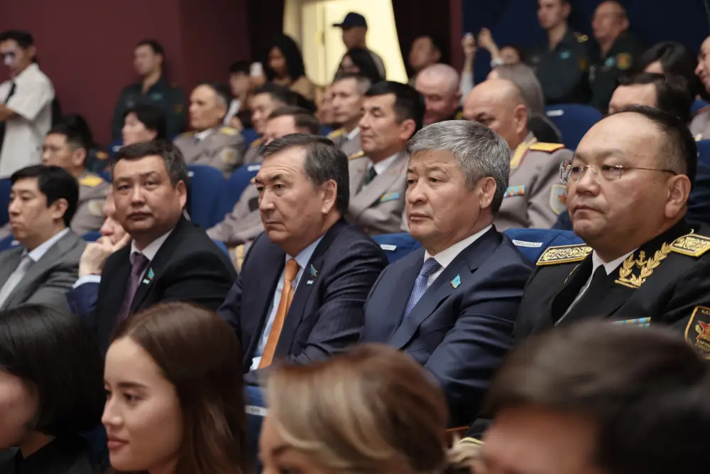 Вдохновляющая сила искусства: в Астане состоялся концерт в честь Дня защитника Отечества (8)